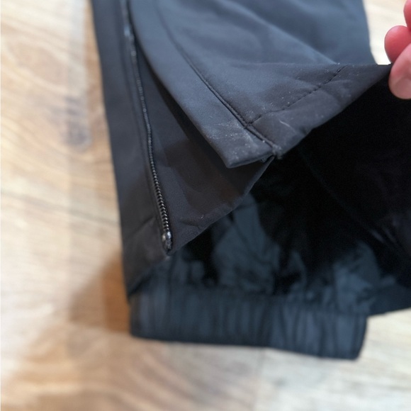 Roxy ski bib overalls with Gold Accents - Picture 7 of 13